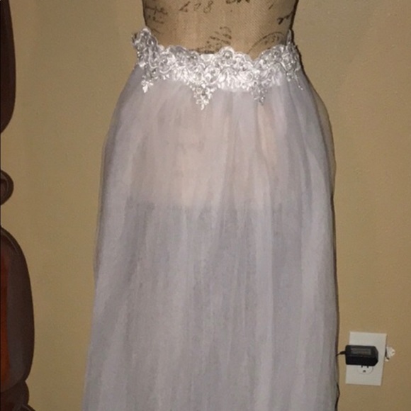 NWT Beautiful tulle & Lace Cape or Open Skirt - Picture 1 of 8